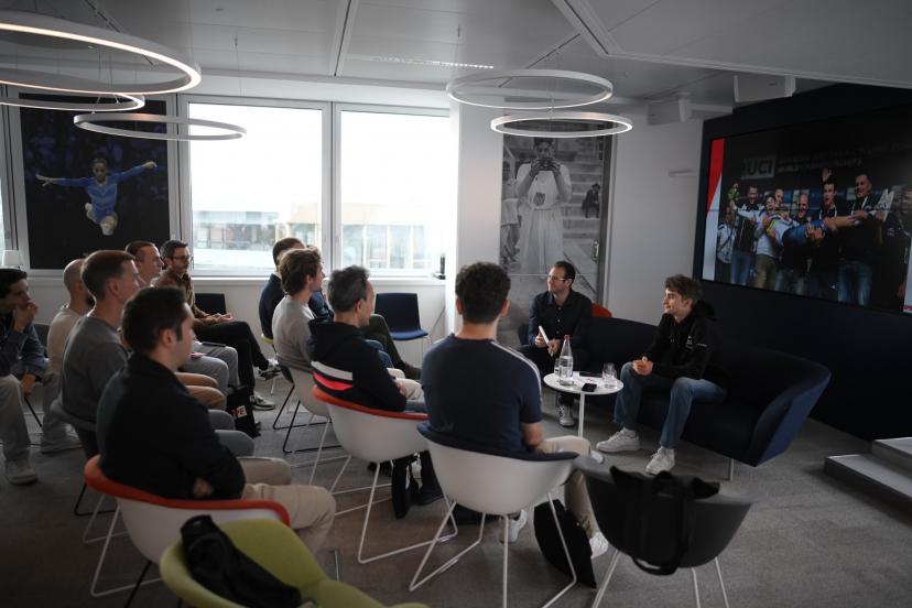 Paul Seixas face à dix abonnés de L'Équipe