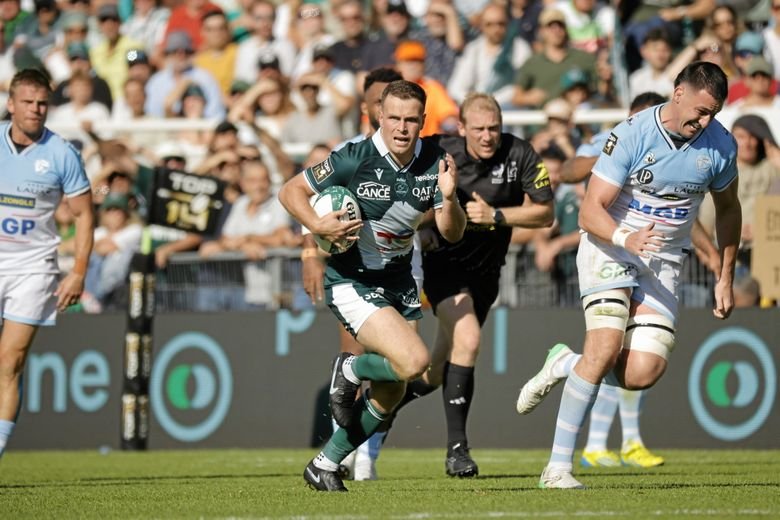 Ouvreur palois Joe Simmonds