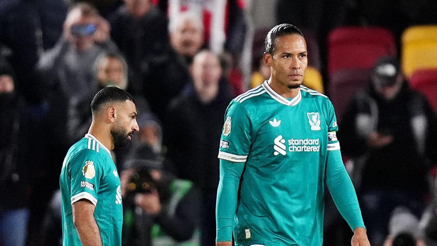 Salah et Van Dijk, leaders sous pression à Liverpool