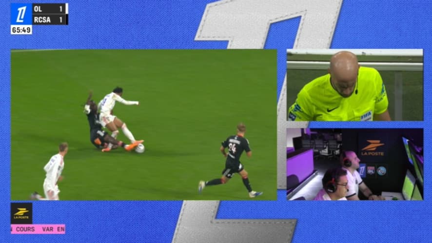 Le VAR a révisé la décision sur le tacle d'Ismaël Doukouré