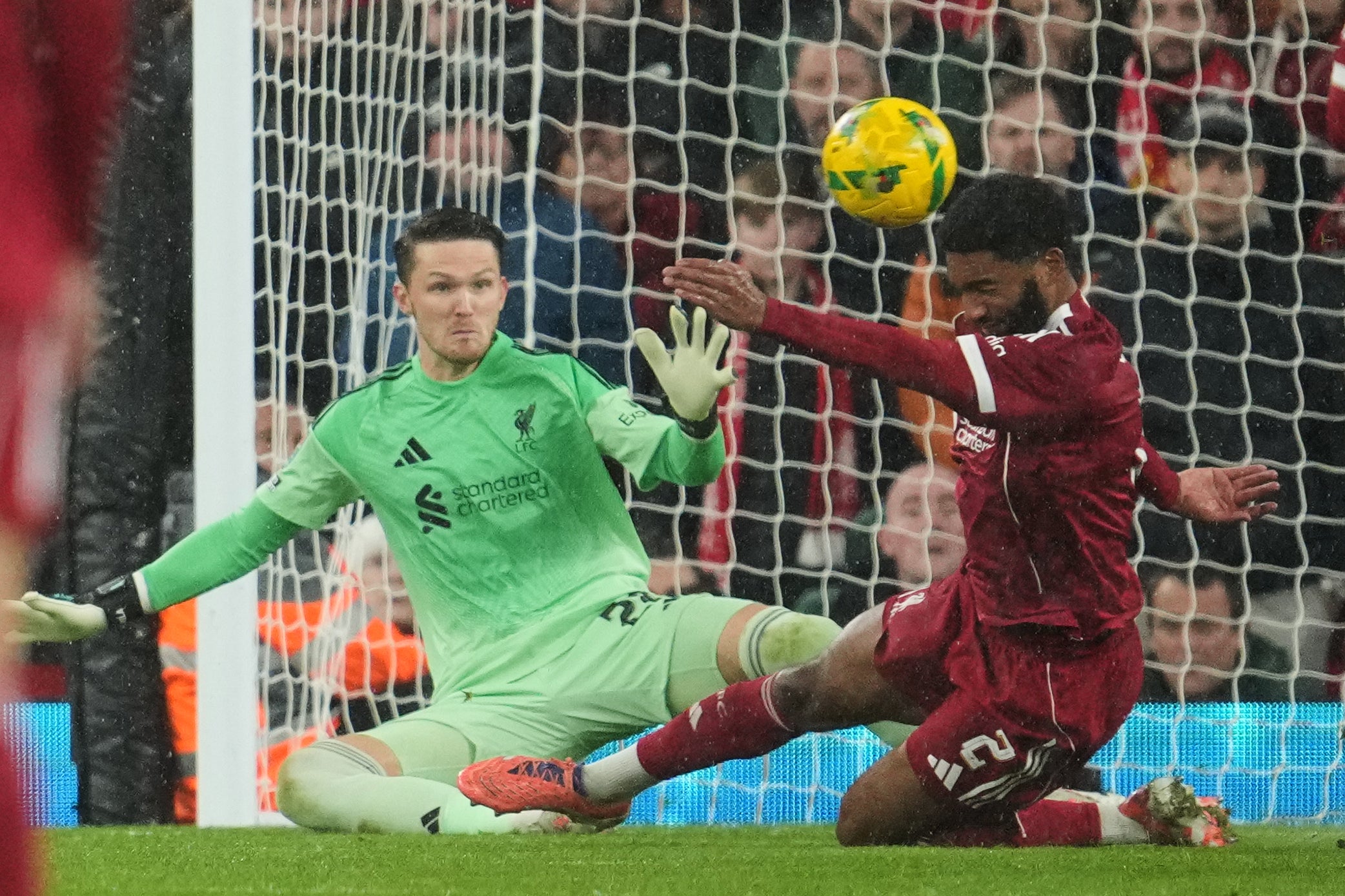 Freddie Woodman sur le banc de Liverpool
