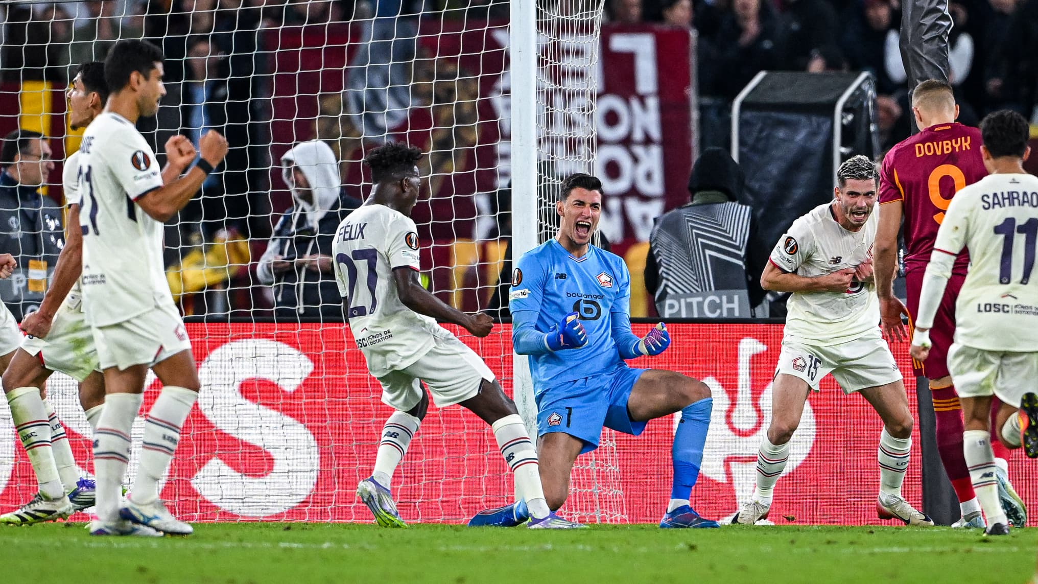 Lille-Roma en Ligue Europa: Özer arrête trois penalties