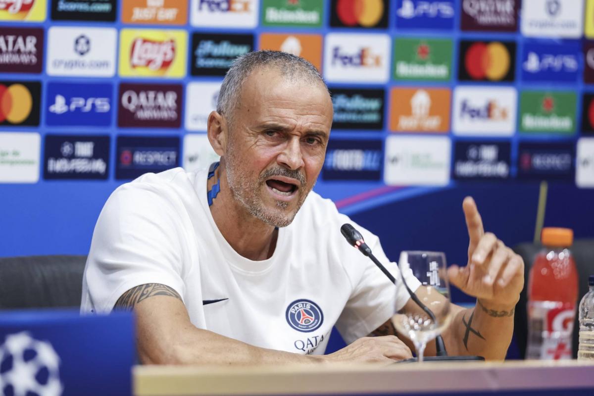 Luis Enrique défend les débuts de Lucas Chevalier au PSG