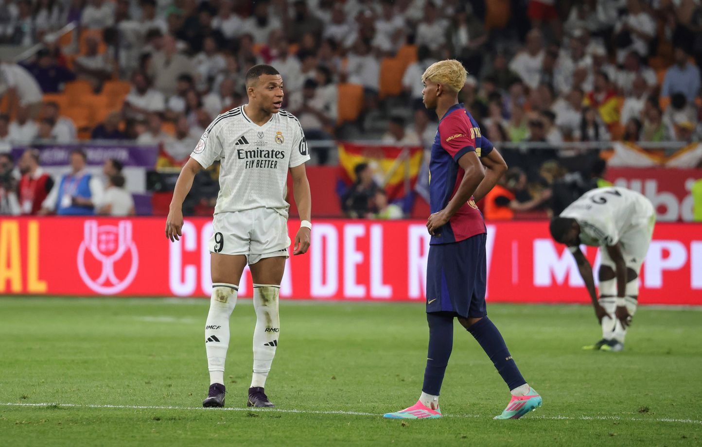 Mbappé défend Lamine Yamal et appelle à le laisser tranquille