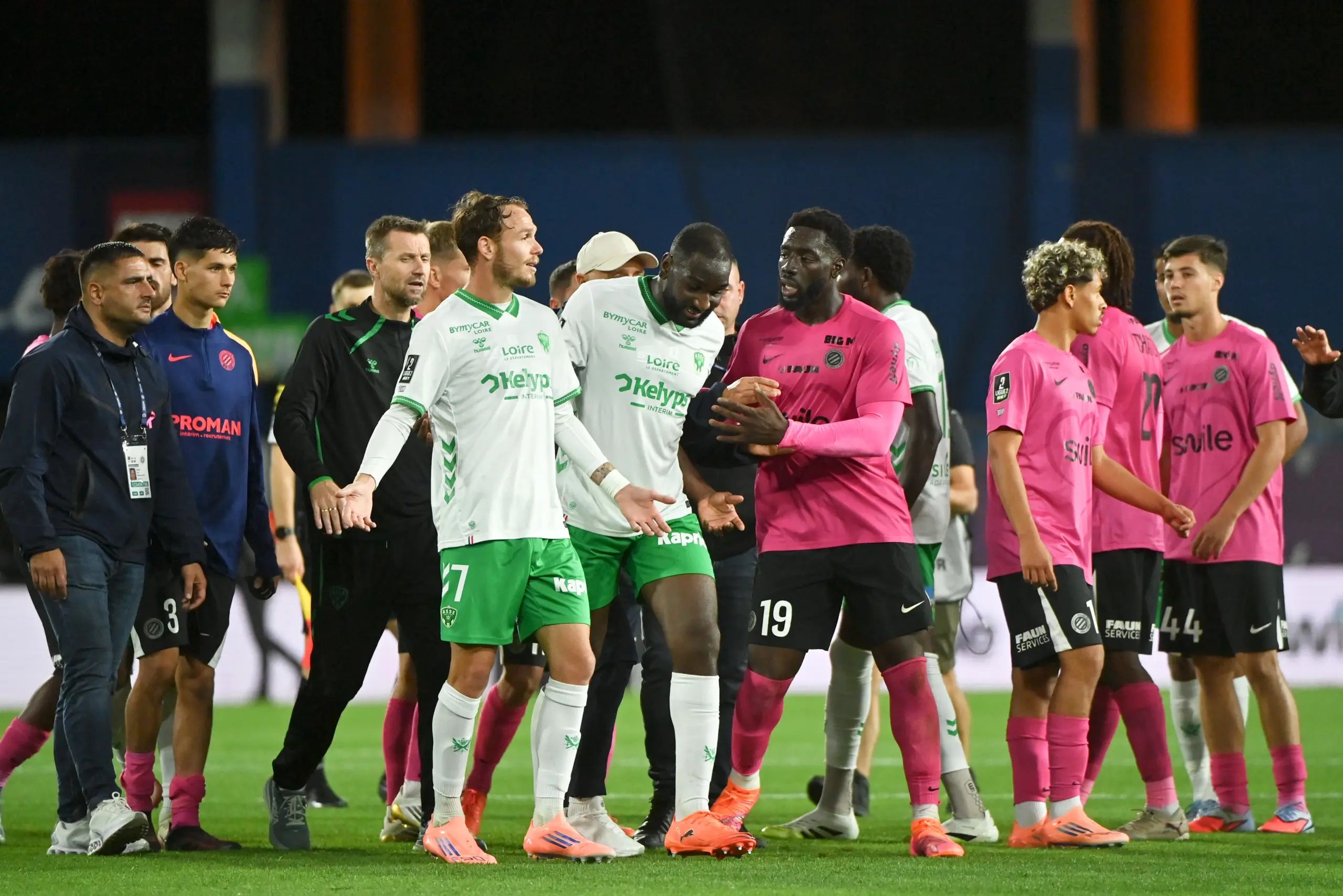 Arbitrage scandaleux MHSC-ASSE : réactions et analyses