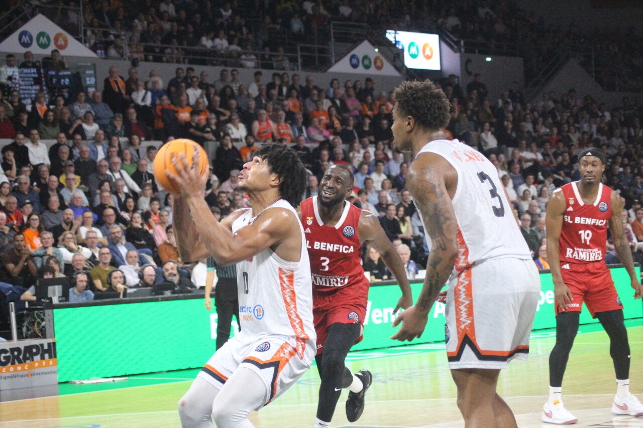Le Mans Sarthe Basket gagne son premier match en Ligue des champions face à Benfica