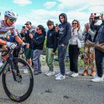Pogacar champion d'Europe cyclisme après un numéro en solitaire