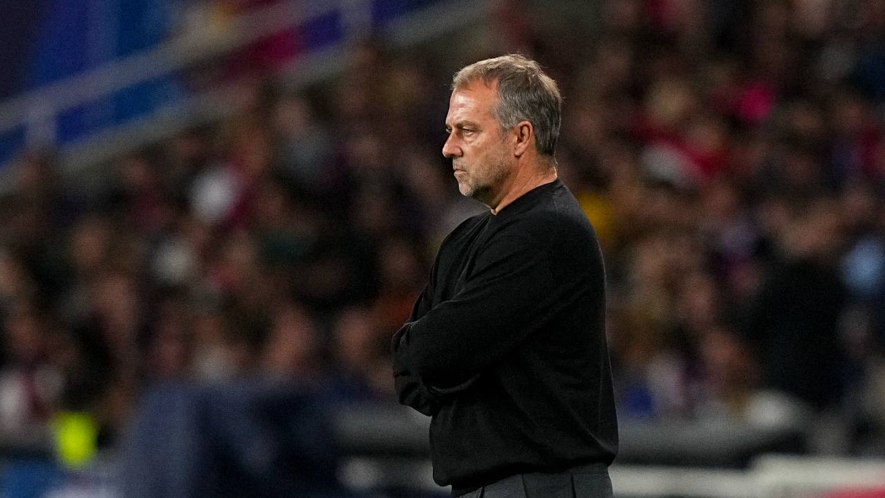 PSG-Barça : Flick, la ligne haute critiquée après la défaite