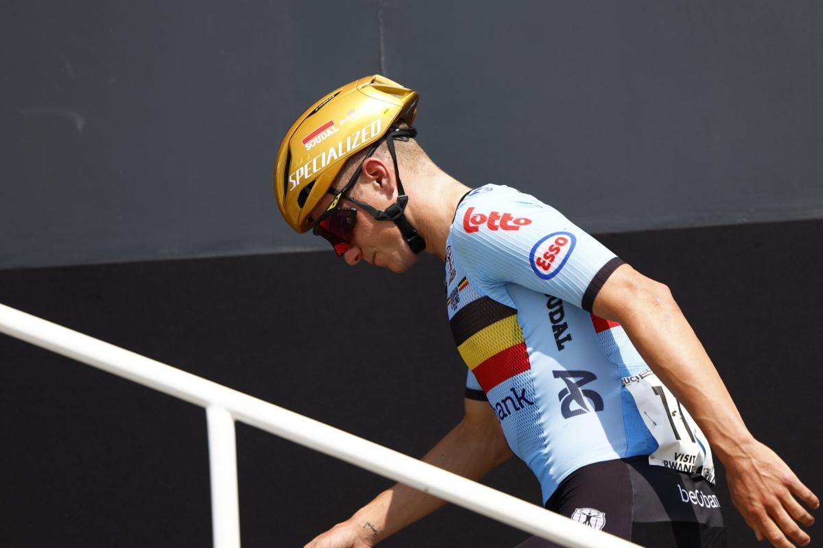 Remco Evenepoel persiste face à Pogacar avant la Lombardie