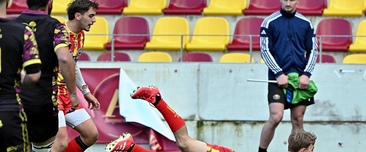 Rugby : Rodez domine Malemort avec une large victoire à domicile