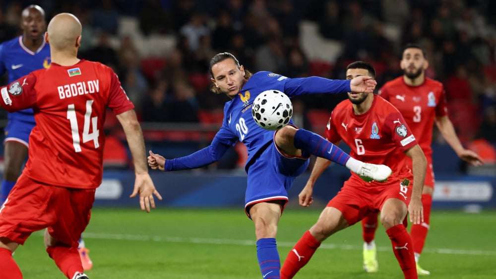 Football : la France se rapproche de la Coupe du Monde après une victoire contre l'Azerbaïdjan