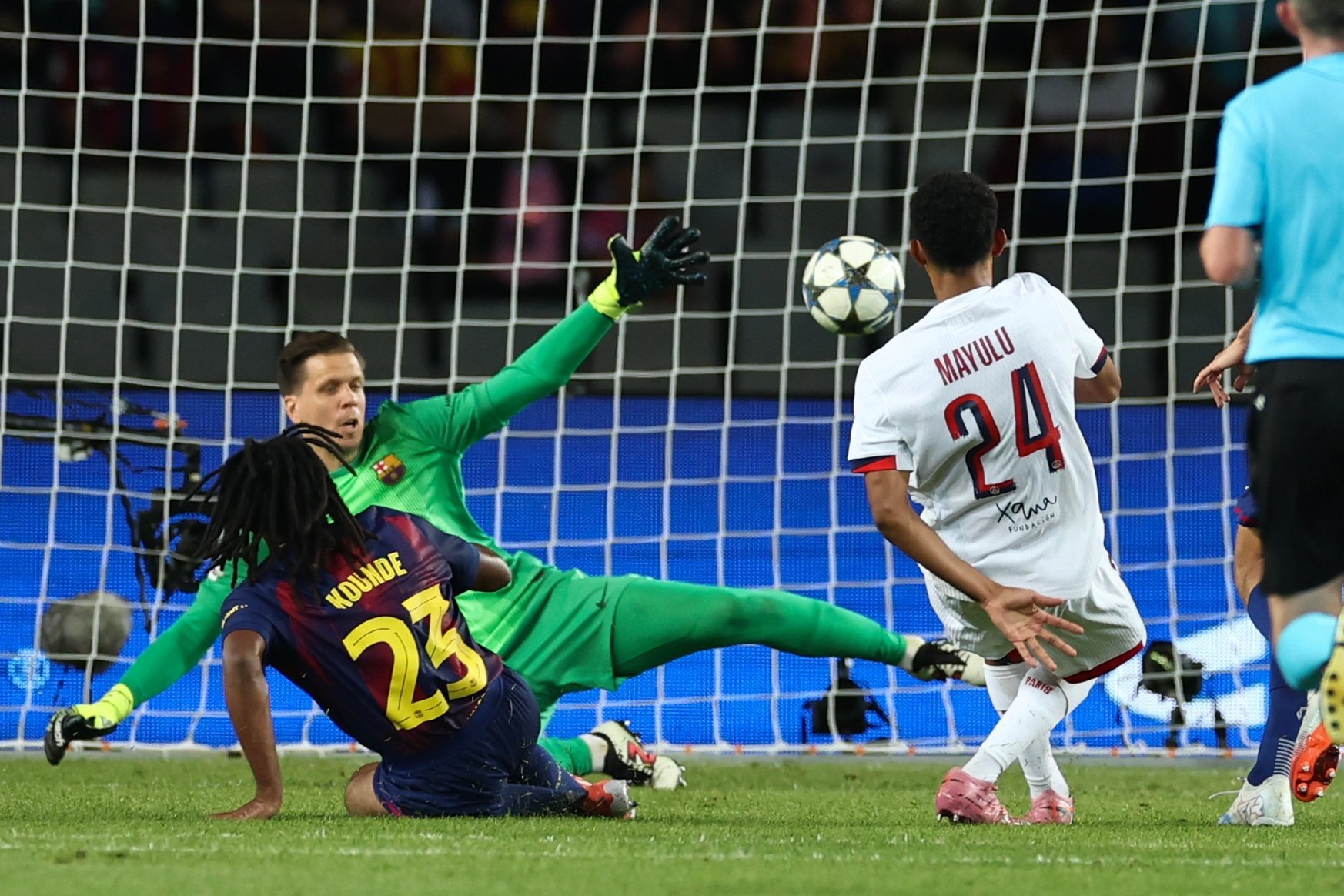 Ligue des champions : le PSG s'impose face au FC Barcelone à Barcelone