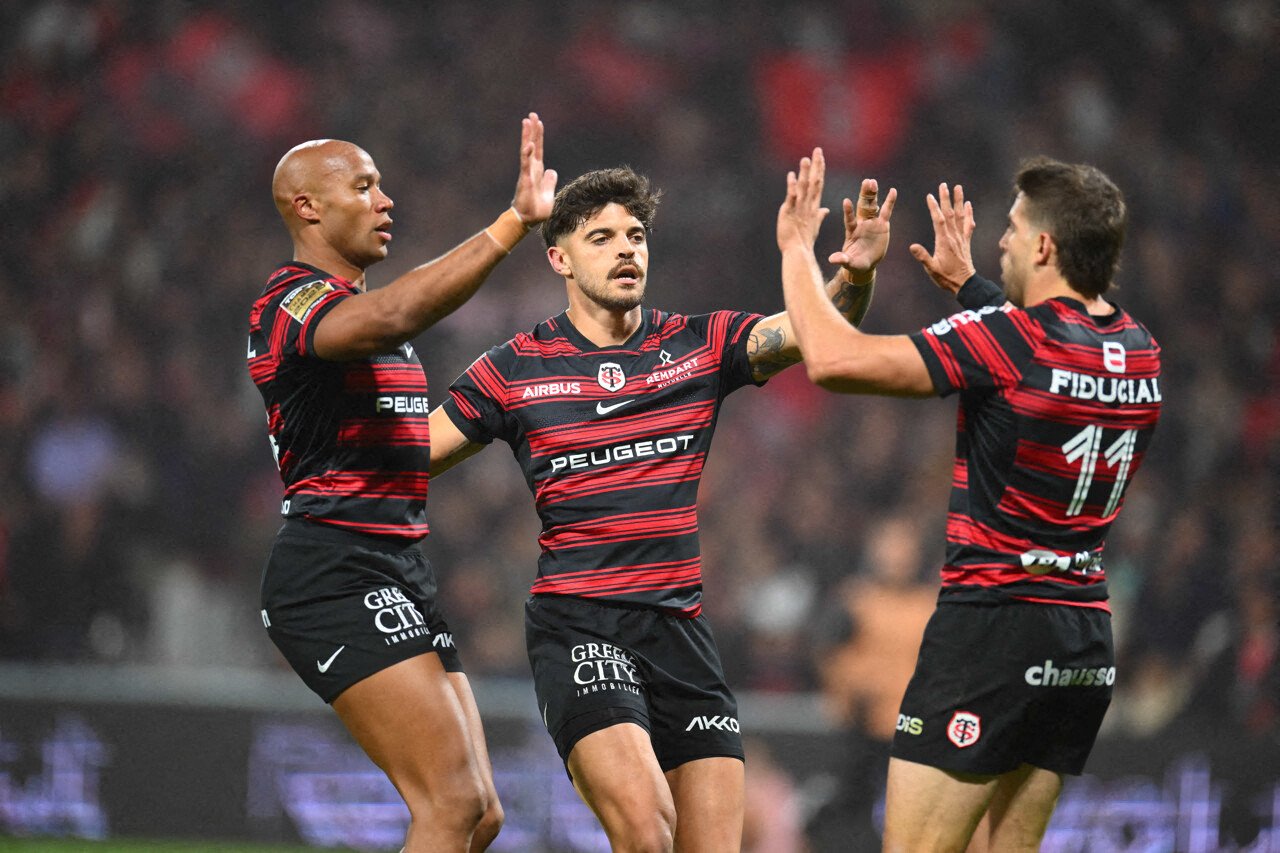 Toulouse domine Toulon avec un triplé de Mallia en Top 14
