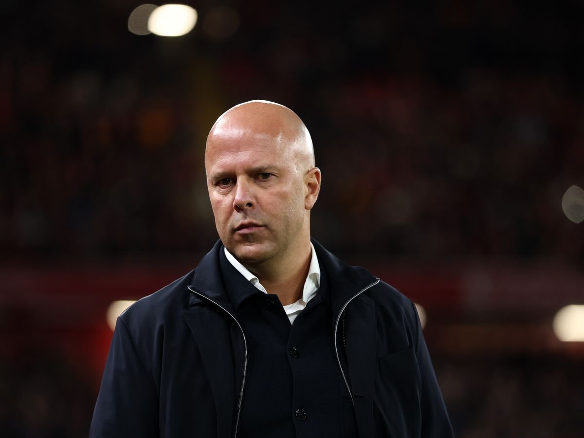 Arne Slot rassure sur la sécurité de son poste à Liverpool malgré la mauvaise série