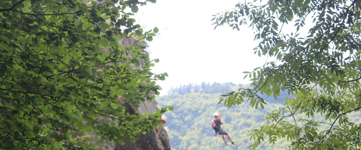 Mazamet : Découvrez la Via Ferrata, défi suspendu et sensations fortes