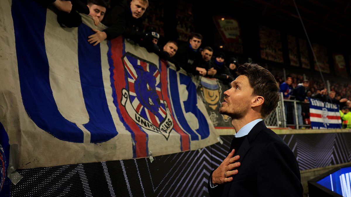 Rangers : défaite 3-0 en Europa League, le coach s'excuse