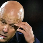 Liverpool en crise : défaite face à Brentford, quelles solutions ?