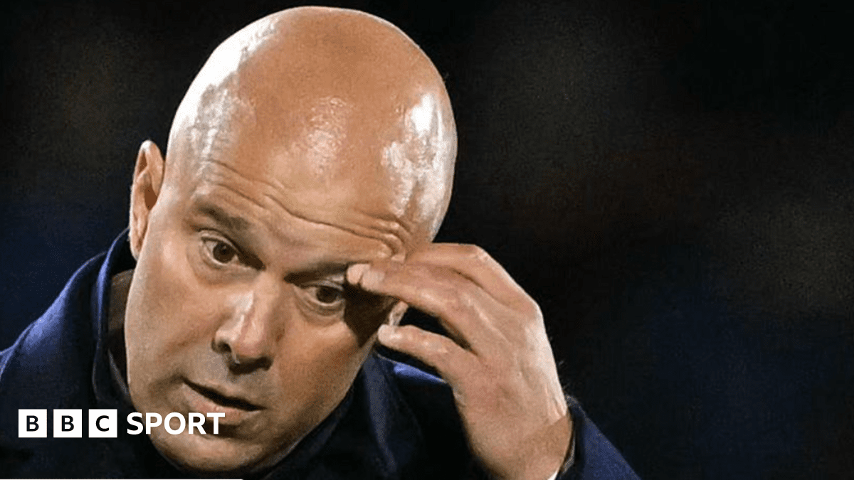 Liverpool en crise : défaite face à Brentford, quelles solutions ?