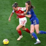 Katie McCabe refuse de porter le coquelicot lors d'un match de football féminin