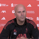 Arne Slot réagit aux critiques d'Arsène Wenger sur Wirtz et Liverpool