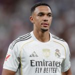 Arne Slot rassure Liverpool face à Trent Alexander-Arnold avant le match de Ligue des Champions
