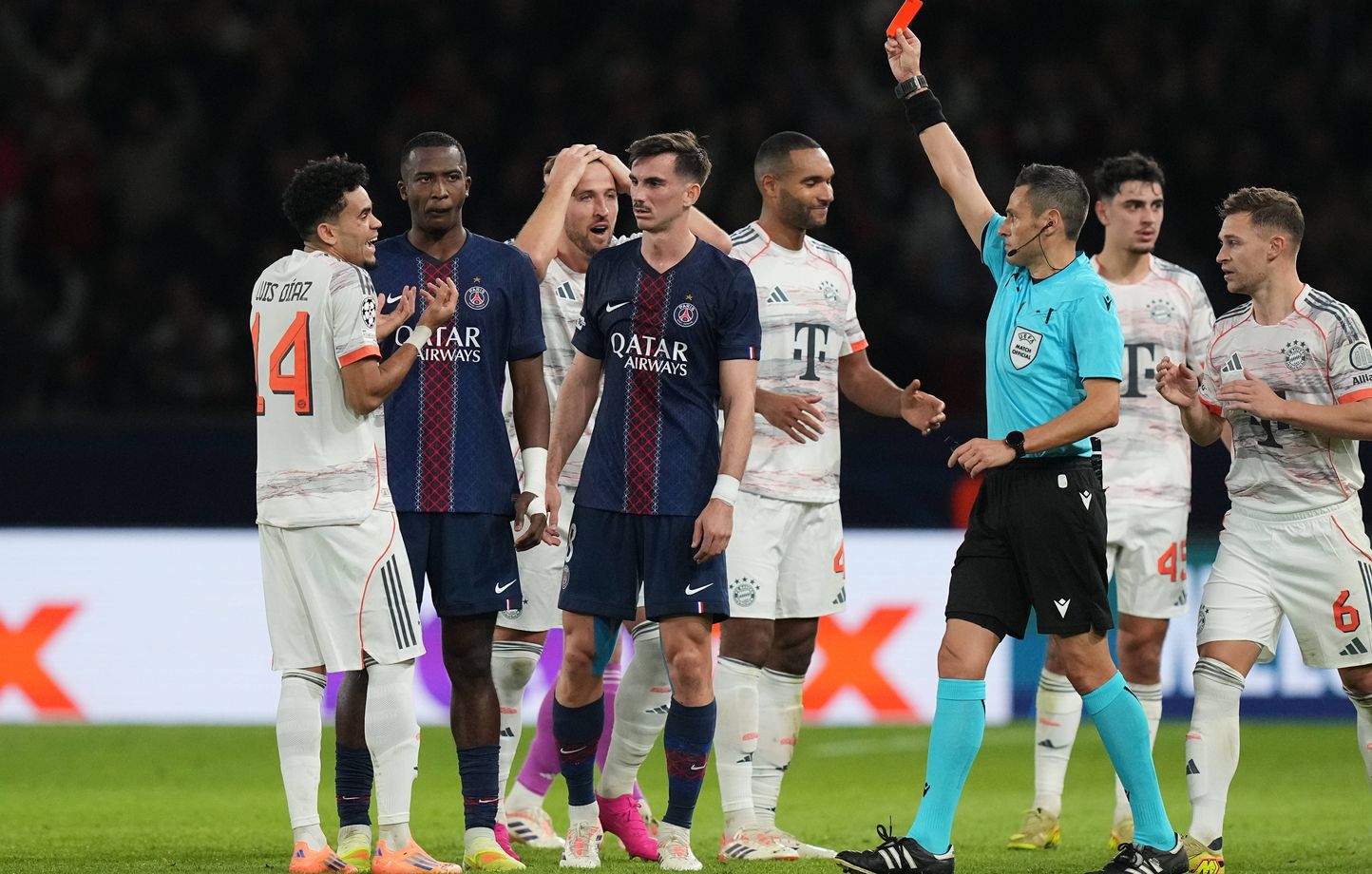Attitude bavaroise autour du carton rouge de Luis Diaz face au PSG