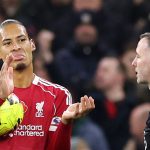 Décision arbitrale controversée : Van Dijk hors-jeu contre Manchester City