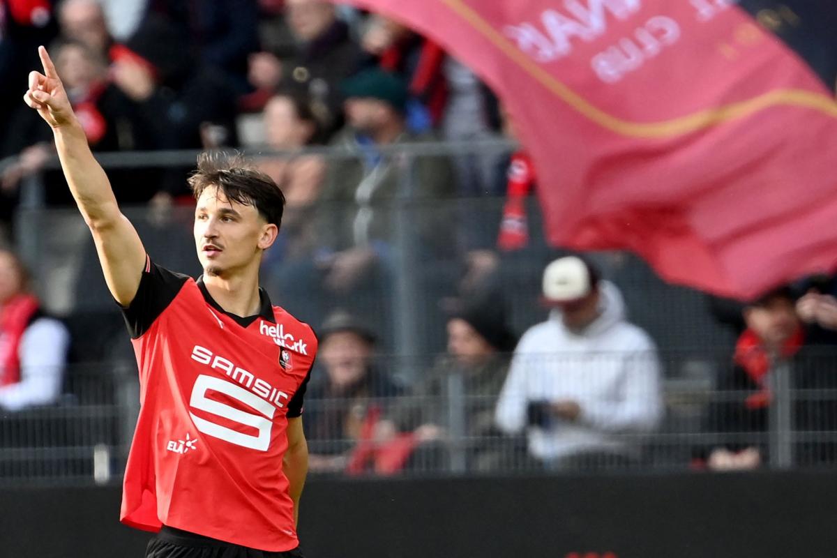 Estéban Lepaul signe un triplé face à Strasbourg et remet Rennes sur les rails