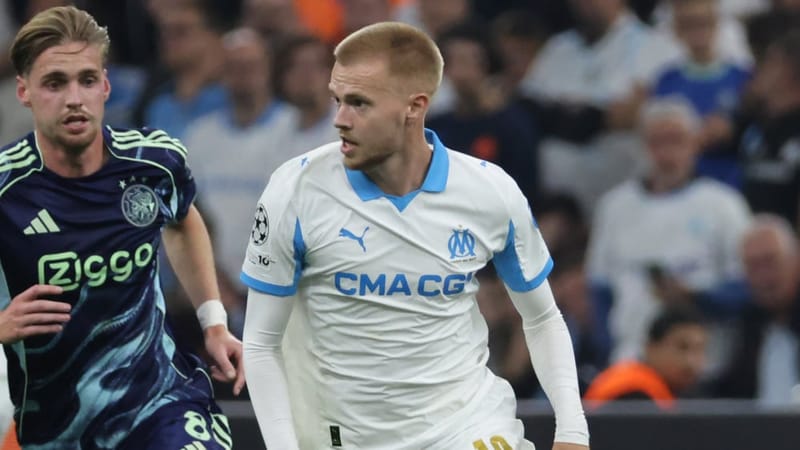 Arthur Vermeeren pourrait être titulaire ce mercredi soir face à l'Atalanta.