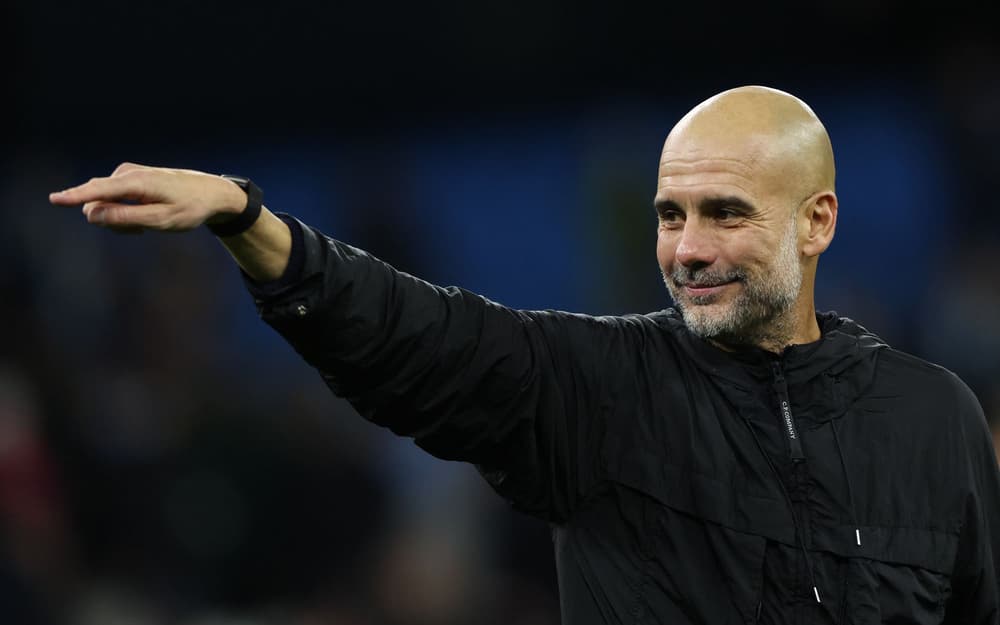 Guardiola et City célébrant une victoire