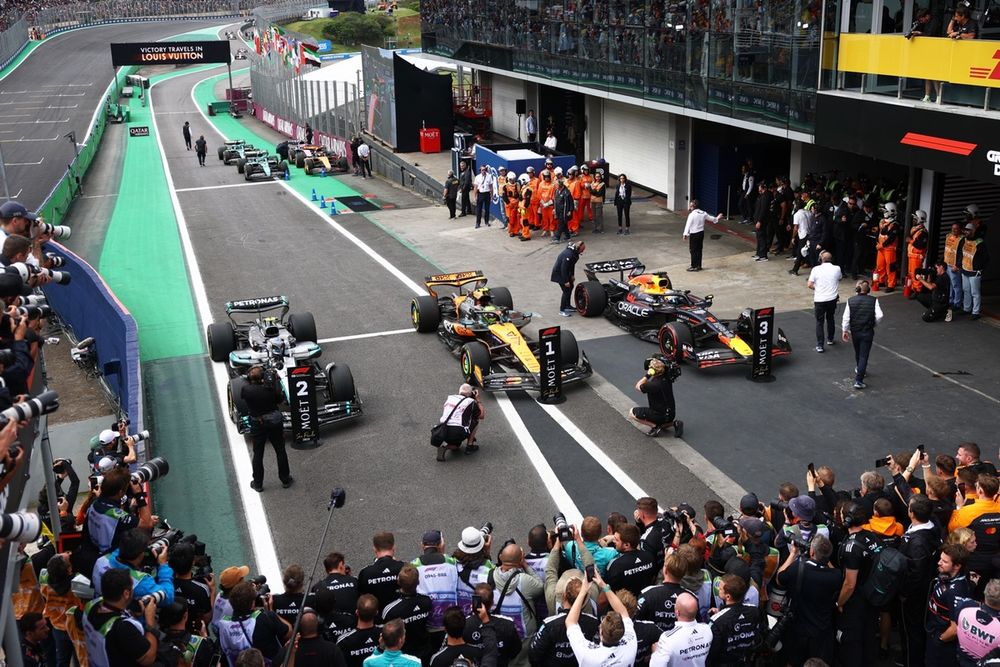 Lando Norris, McLaren et Verstappen, image associée à l