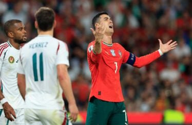 Messi retourne au Camp Nou en pleine nuit