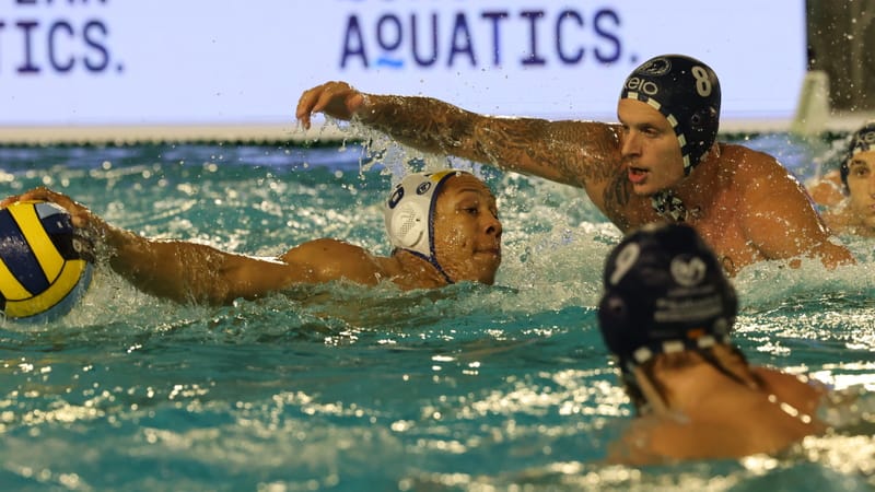 Contrariés par des Espagnols accrocheurs, les Marseillais ont manqué leur rendez-vous.