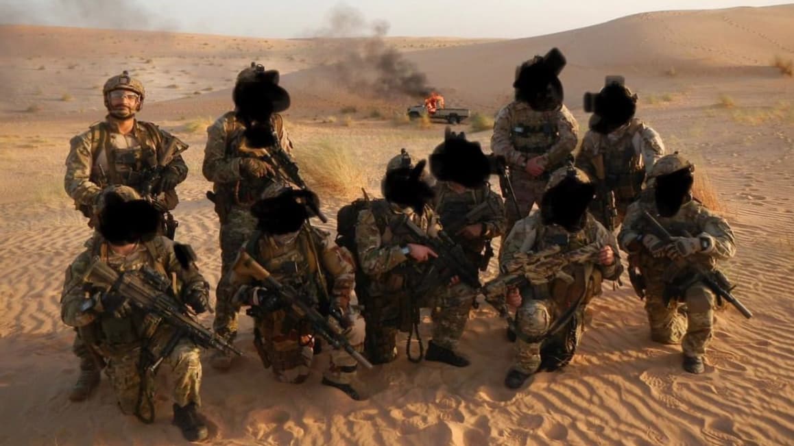 Benoît Saint Denis (à gauche) lors d