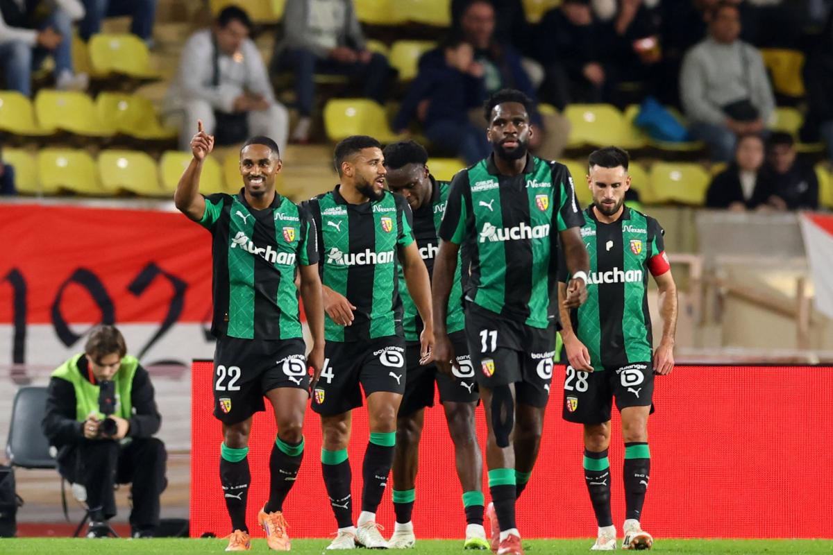 Lens bat Monaco et revient à hauteur de l’OM en Ligue 1
