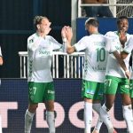 Ligue 2 : Saint-Étienne s'impose à Troyes et remonte sur le podium