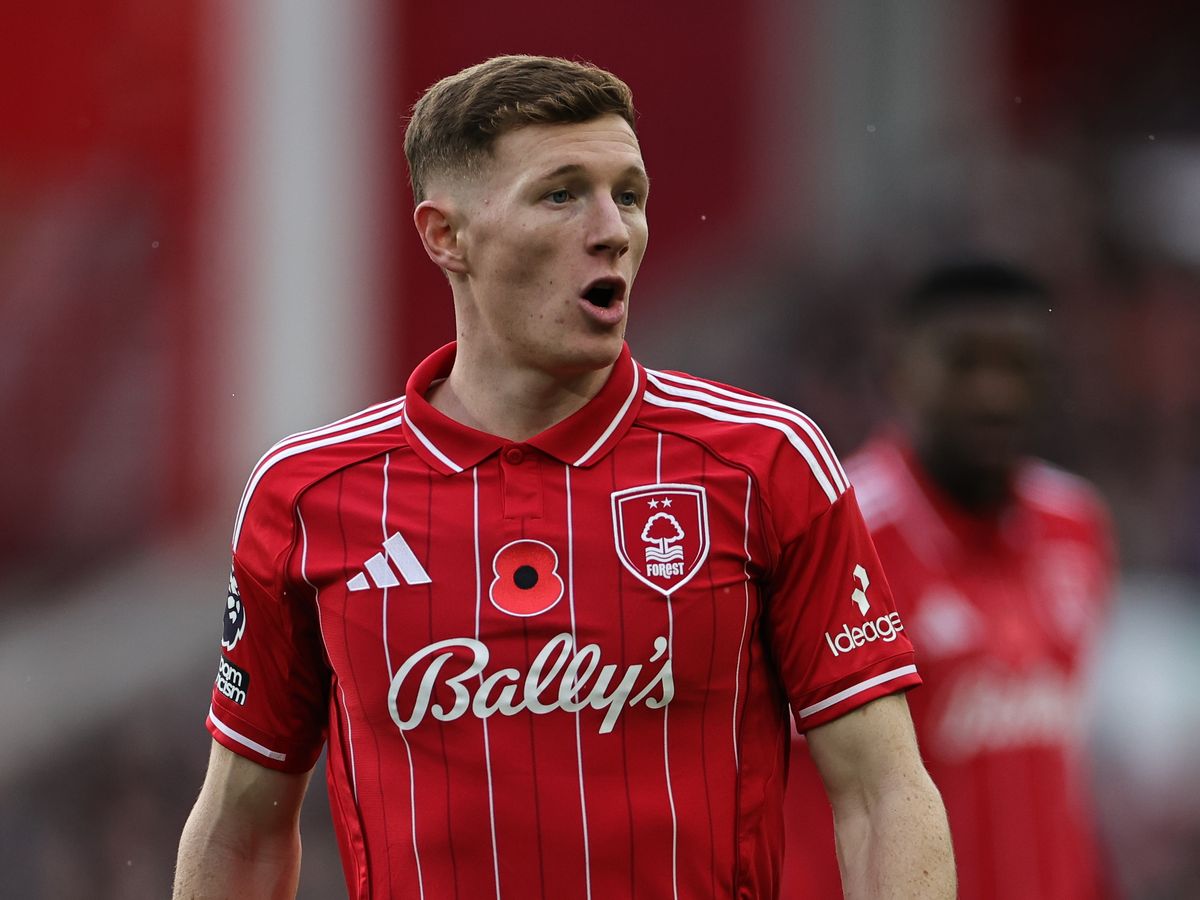 Manchester United vise un joueur de la Premier League pour renforcer son milieu