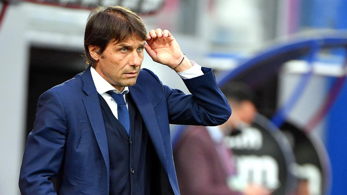 Mercato hivernal du Napoli : promesses et menace pour Conte