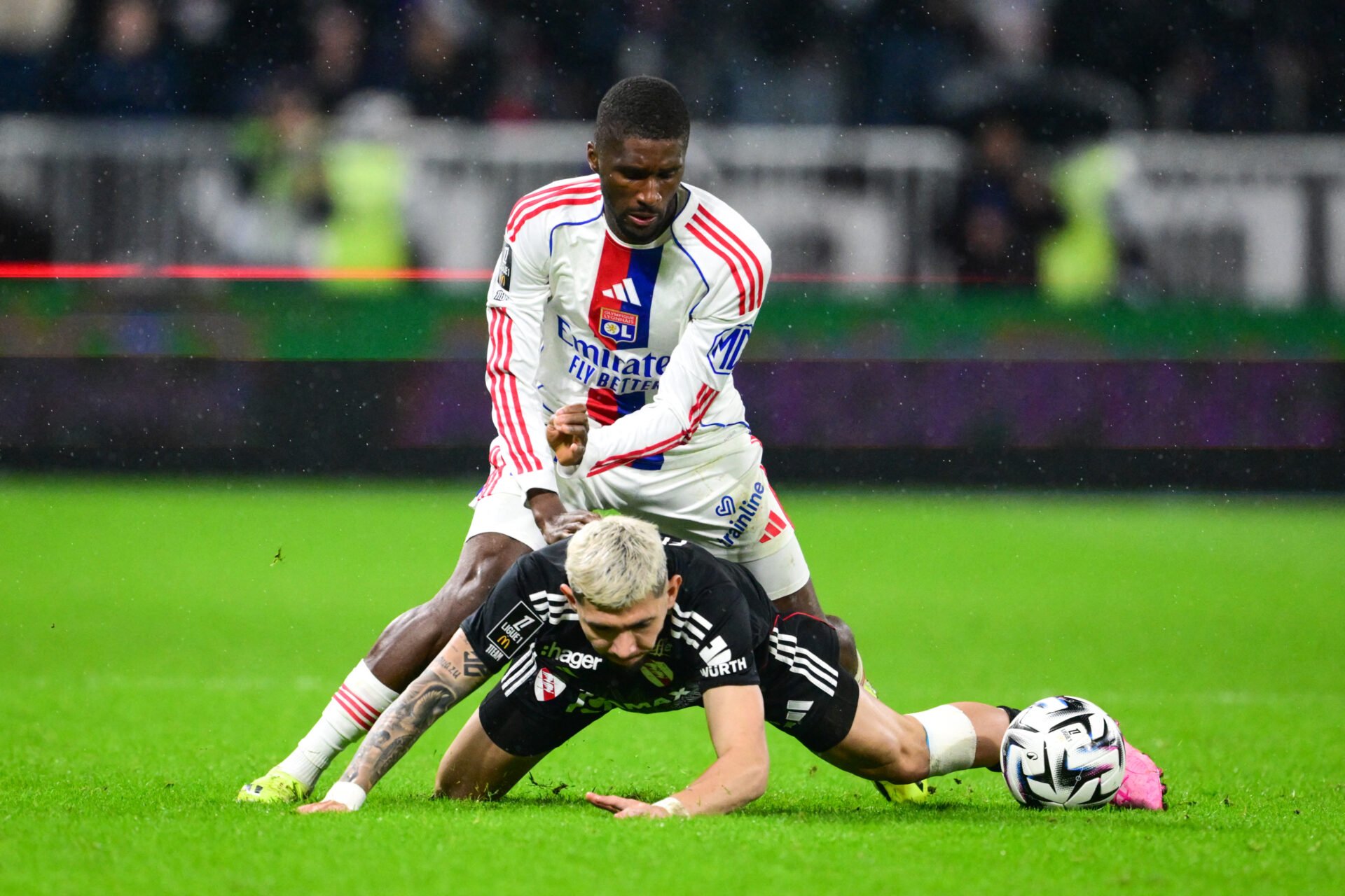 Avertissements OL Ligue 1 Mata cartons jaunes: bilan des Lyonnais