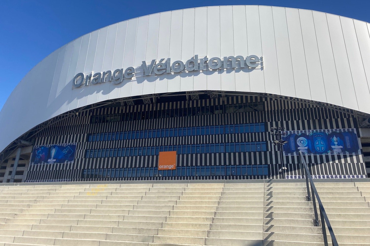 OM sanctionné par l’UEFA: amendes et fermeture du Vélodrome