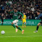 Saint-Etienne perd 2-1 au Red Star, nouvelle défaite en Ligue 2