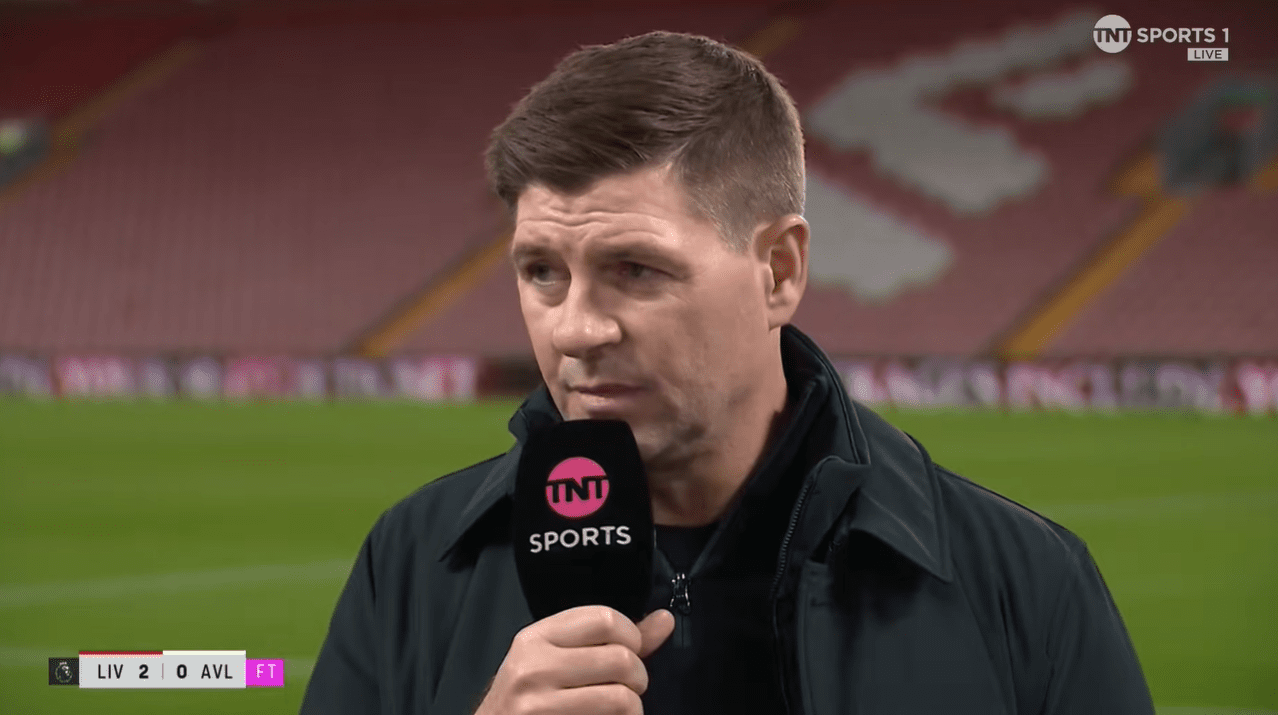 Steven Gerrard met en garde Arne Slot après la victoire de Liverpool
