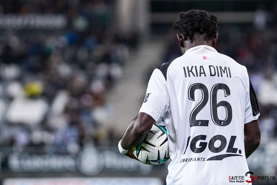 Ligue 2 : Amiens s'effondre à Clermont dans les arrêts de jeu