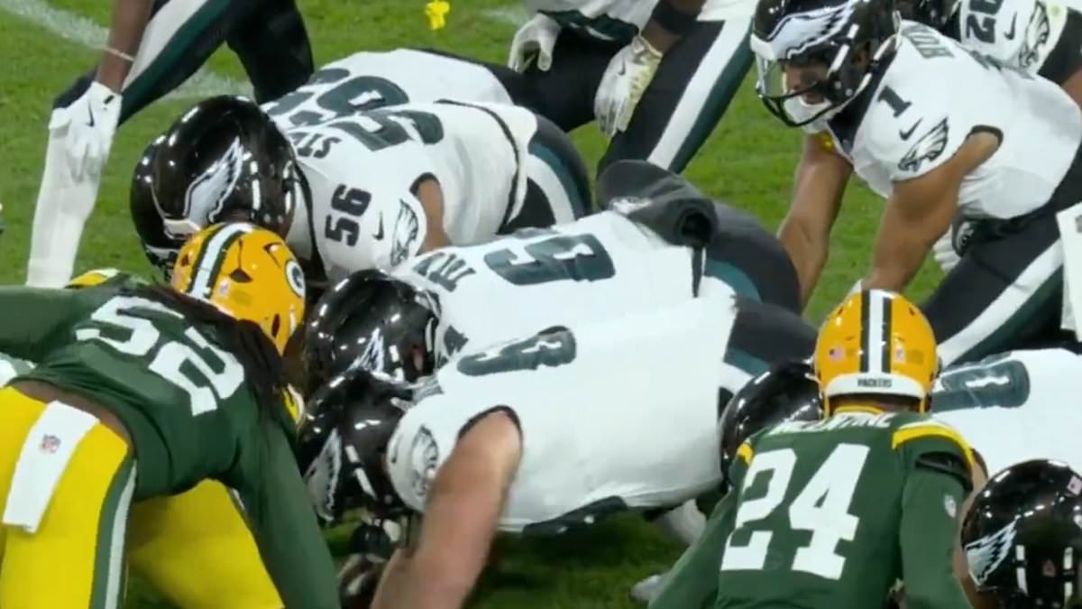 Controverse autour du 'Tush Push' en NFL : erreurs d'arbitrage et débats