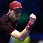 Sinner domine Zverev et rejoint les demi-finales des Finales ATP