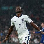 Bukayo Saka rassure avant le derby Arsenal-Tottenham