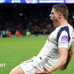 Micky van de Ven brille avec un but spectaculaire en Ligue des Champions