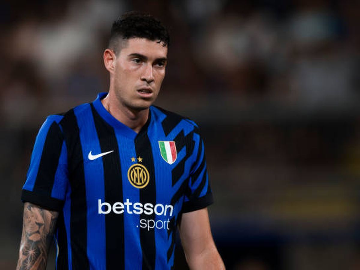 Liverpool prépare une offre pour Bastoni et surveille Szoboszlai