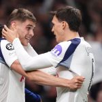 Tottenham écrase Copenhague avec un but spectaculaire de Van de Ven