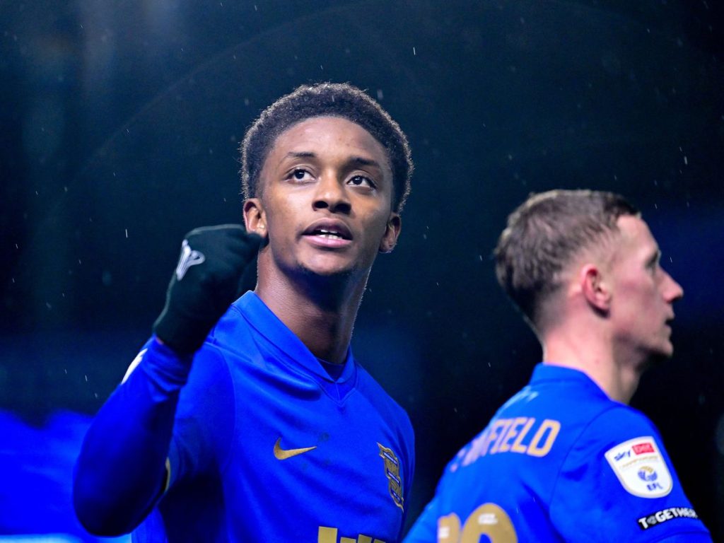 Birmingham City s'impose face à Watford grâce à Gray et Paik